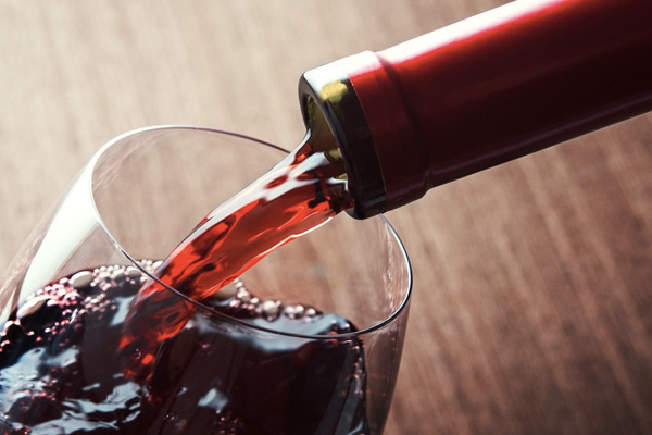 Vocktail: бокал, превращающий воду в вино