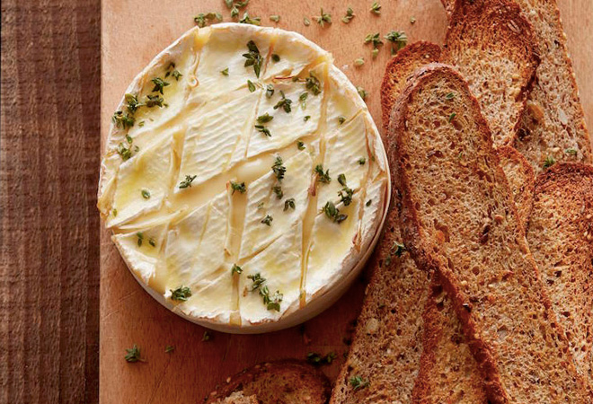 10 самых вкусных способов запечь сыр 