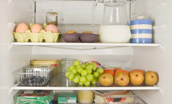 Еда в холодильнике: расставляем продукты, чтобы они лежали свежими вдвое дольше