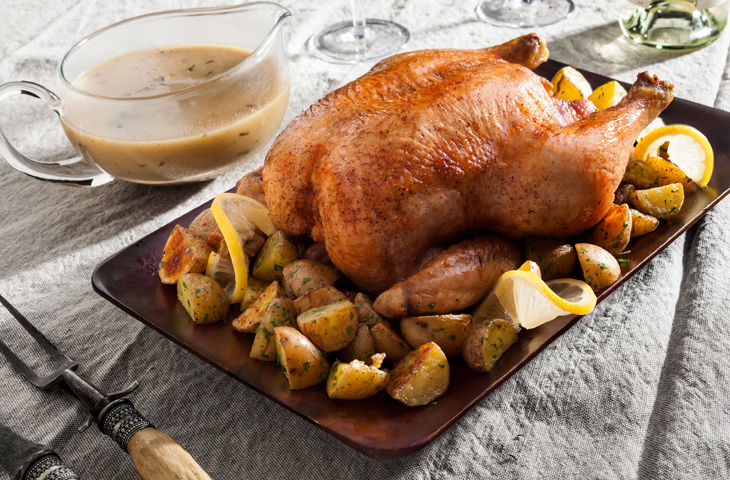 Цыпленок на Рождество: выпекаем сочно внутри и с корочкой снаружи