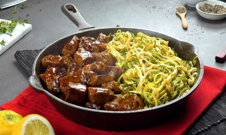 Протыкаем кабачок дрелью и делаем вкусноту из макарон