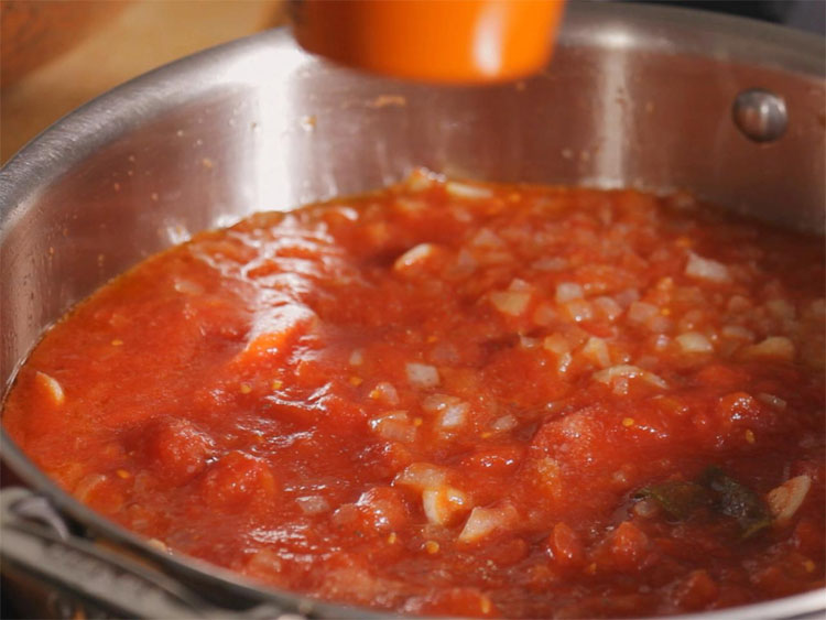 Соус-подливка ко всему: вкуснота из моркови и томатов