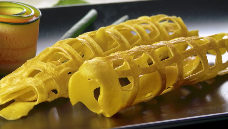 Пропускаем яйца сквозь сито: яичница становится вкуснее