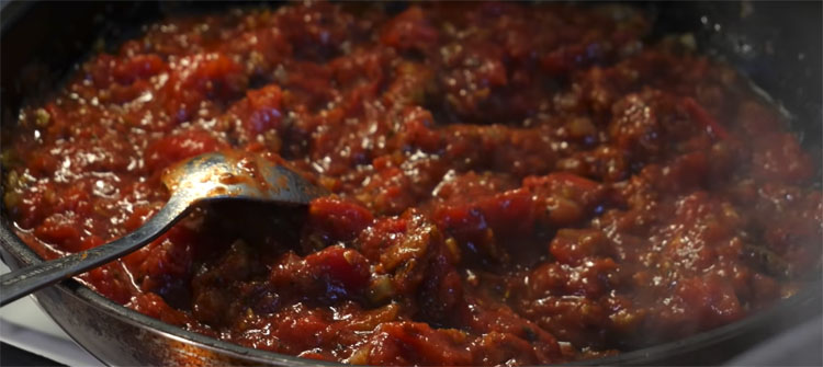 Харчо по-имеретински: варим сытный суп из риса и мяса