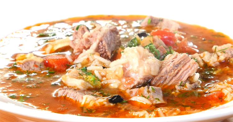 Харчо по-имеретински: варим сытный суп из риса и мяса
