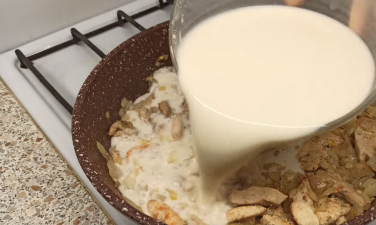 Заливаем рис молоком с мукой: стало вдвое сочнее