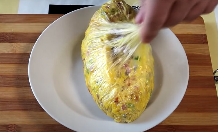 Омлет в пакете: готовим яйца без масляного жира со сковороды