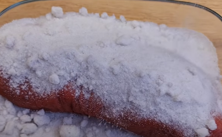 Вялим говядину в соли: деликатес вкуснее колбасы готовится сам по себе