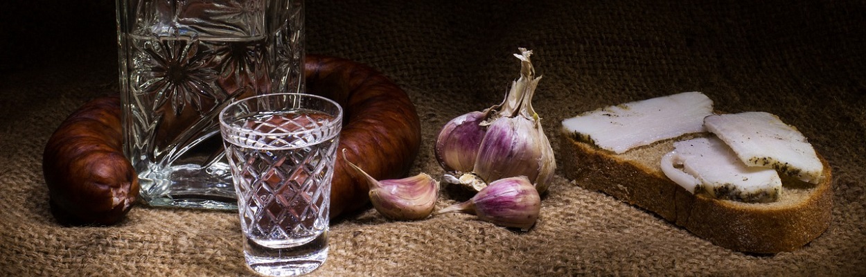 Продукты, которыми никогда нельзя закусывать крепкий алкоголь