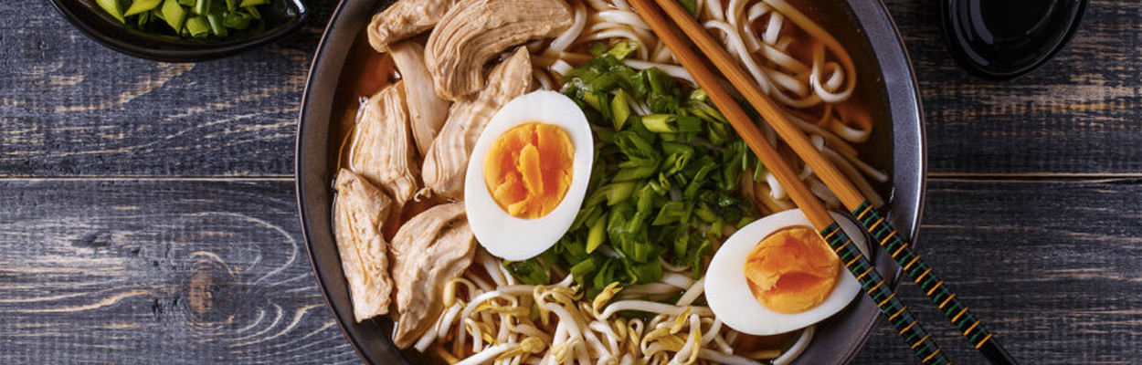 7 поводов устроить ужин в японском стиле