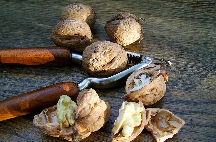 Самые полезные и вредные для здоровья орехи