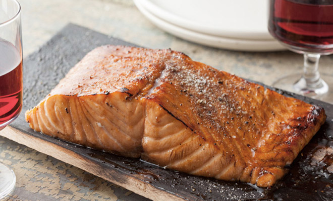 Рыба на дощечке: как приготовить и съесть