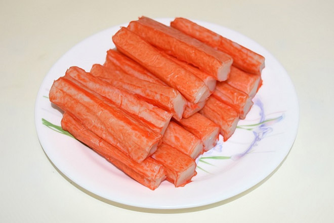 Крабовые палочки и другие продукты-подделки, которые нельзя есть