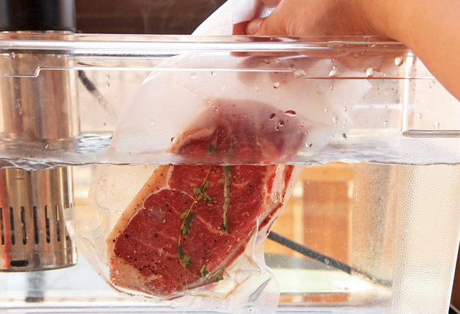 Как приготовить стейк в пакете