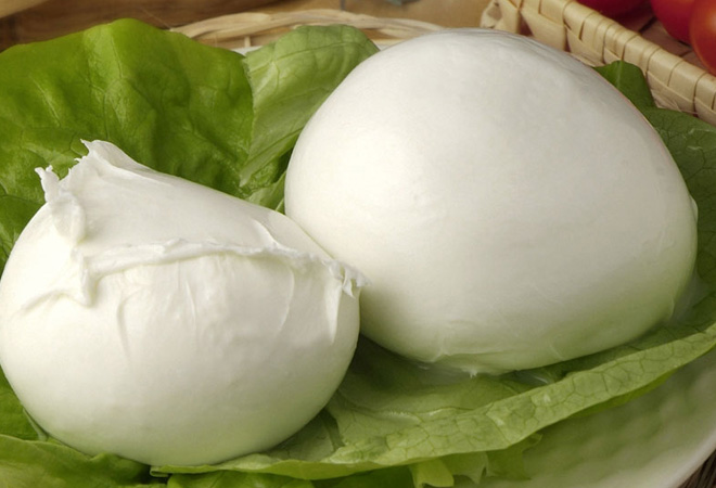 Как делают настоящую моцареллу в Италии