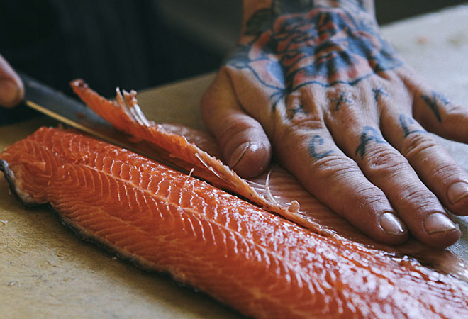 Как мастерски разделать форель на филе