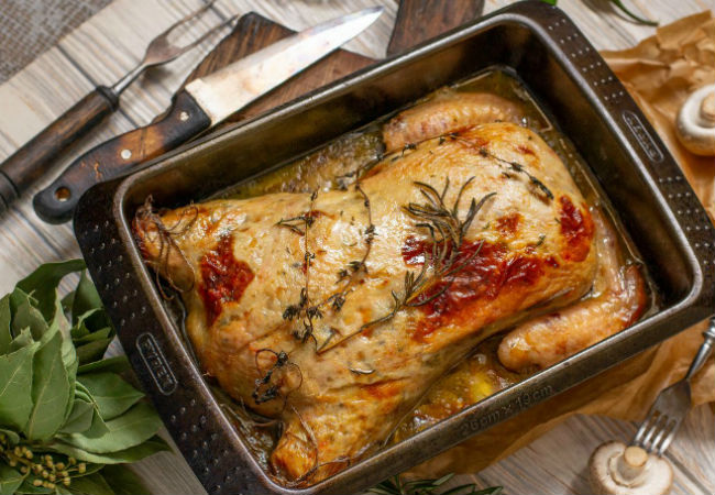 Как быстро очистить целую курицу от костей