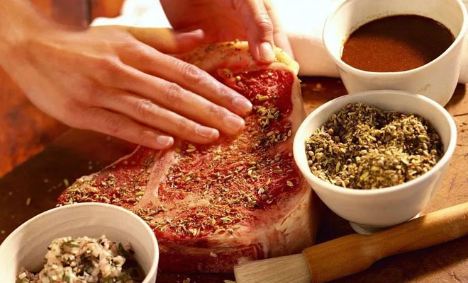 Изменяем вкус мяса: одной щепотки приправы достаточно  