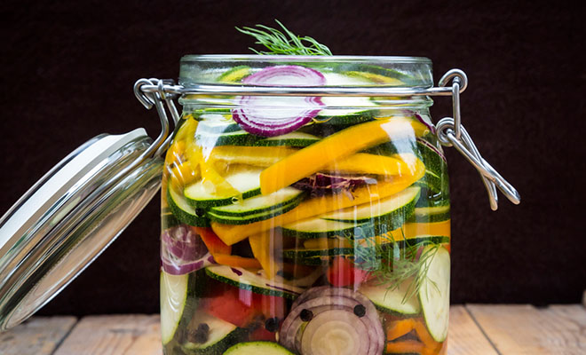 Маринуем любые овощи быстро и без хлопот: есть можно почти сразу