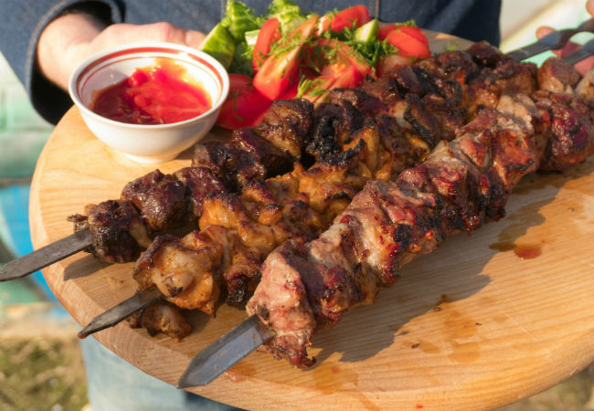 Выбираем мясо для шашлыка: проверяем наощупь по совету шашлычника