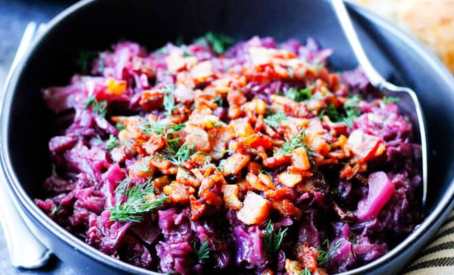 Убираем горечь из красной капусты и готовим вкусную еду