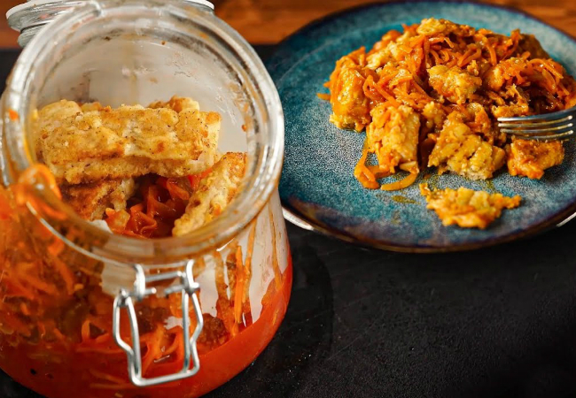 Превращаем минтай в закуску: маринуем в банке слоями со специями