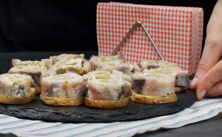Новогодние закуски без лишних затрат. Получилось вкусно как икра, а продукты простые