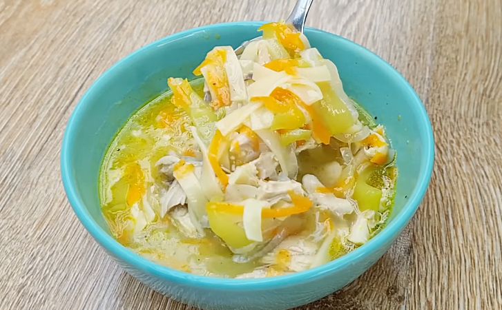 Куриный суп по турецкому рецепту. Получается густой и наваристый, словно солянка