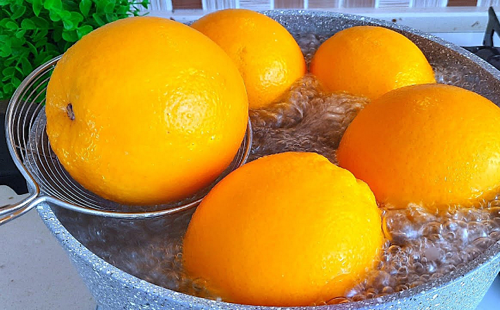 Идеальный джем зимой к чаю. Кладем апельсины в кипяток, а потом варим прямо с кожурой