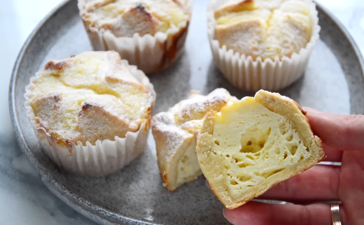 Итальянские пирожные Соффиони с творожной начинкой. Простой рецепт выпечки к чаю 