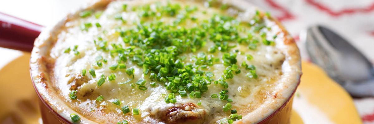 6 секретов настоящего лукового супа