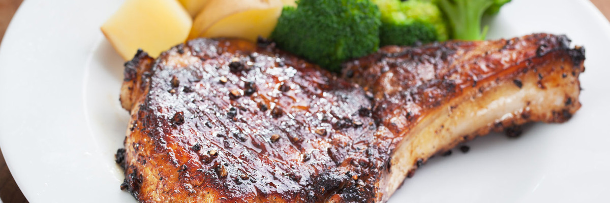 Как приготовить свиные отбивные: 5 главных секретов 