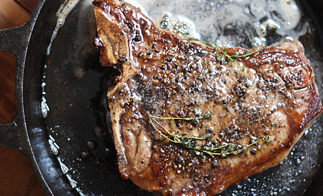 Идеальный стейк: как пожарить на сковороде